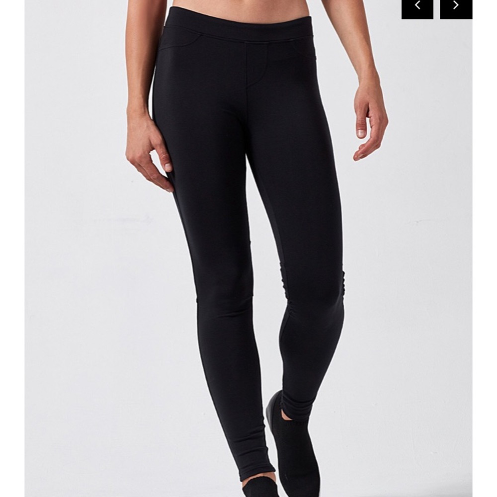 Blanc Noir Getaway Leggings